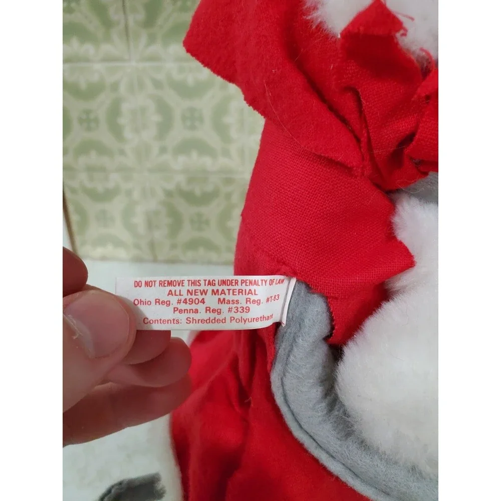 Annalee Mobilitee Doll 1965 Christmas Holiday Mouse w/ Muff 12